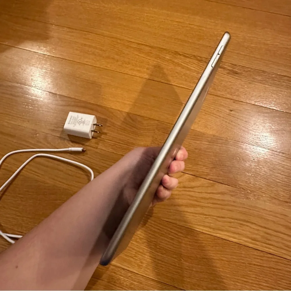 Refurbished Apple iPad (2018) - Space Gray (Renewed)